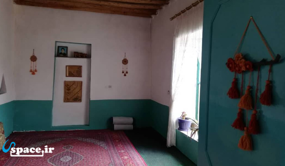 نمای داخلی سوئیت یک خوابه اقامتگاه بوم گردی کابوک - سنندج - روستای دولاب